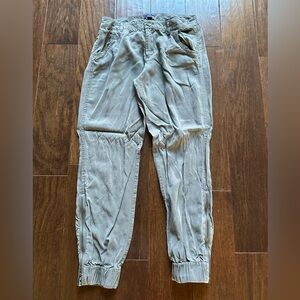 Gray GAP Cuffed Pant, Sz 2